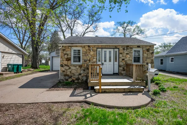 $109,000 | 513 West 7th Street, Rock Falls, IL 61071