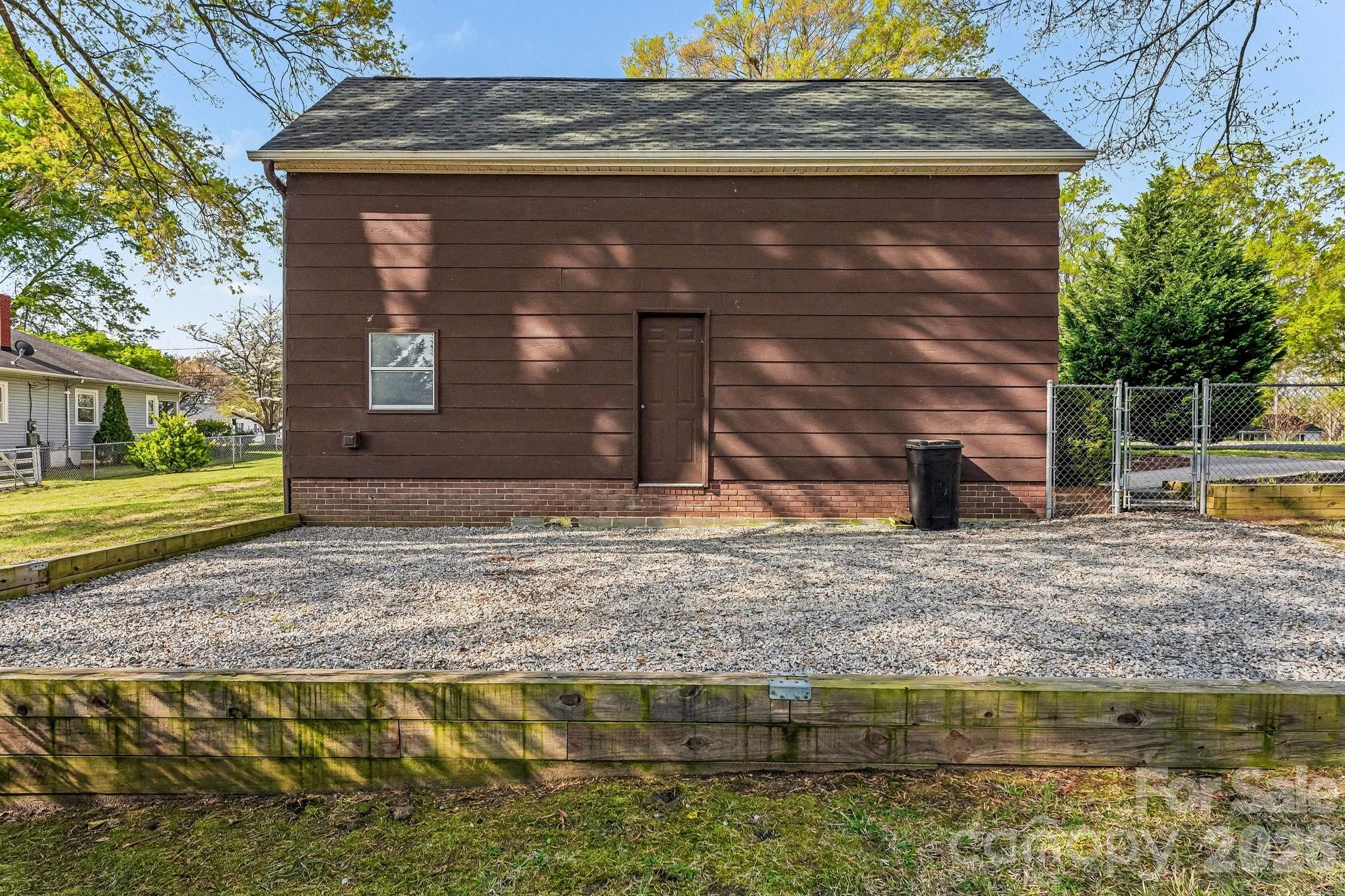 614 West Ridge Avenue Landis, NC 28088 - Photo 31 of 37