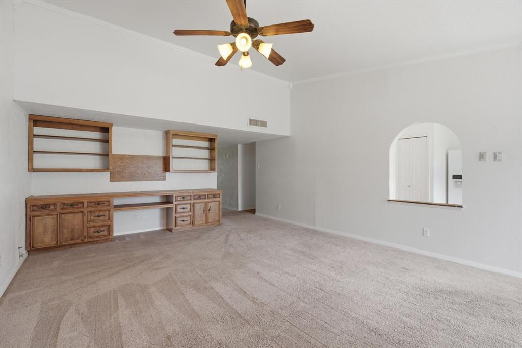 5052 Arbor Glen Road The Colony, TX 75056 - Photo 10 of 22