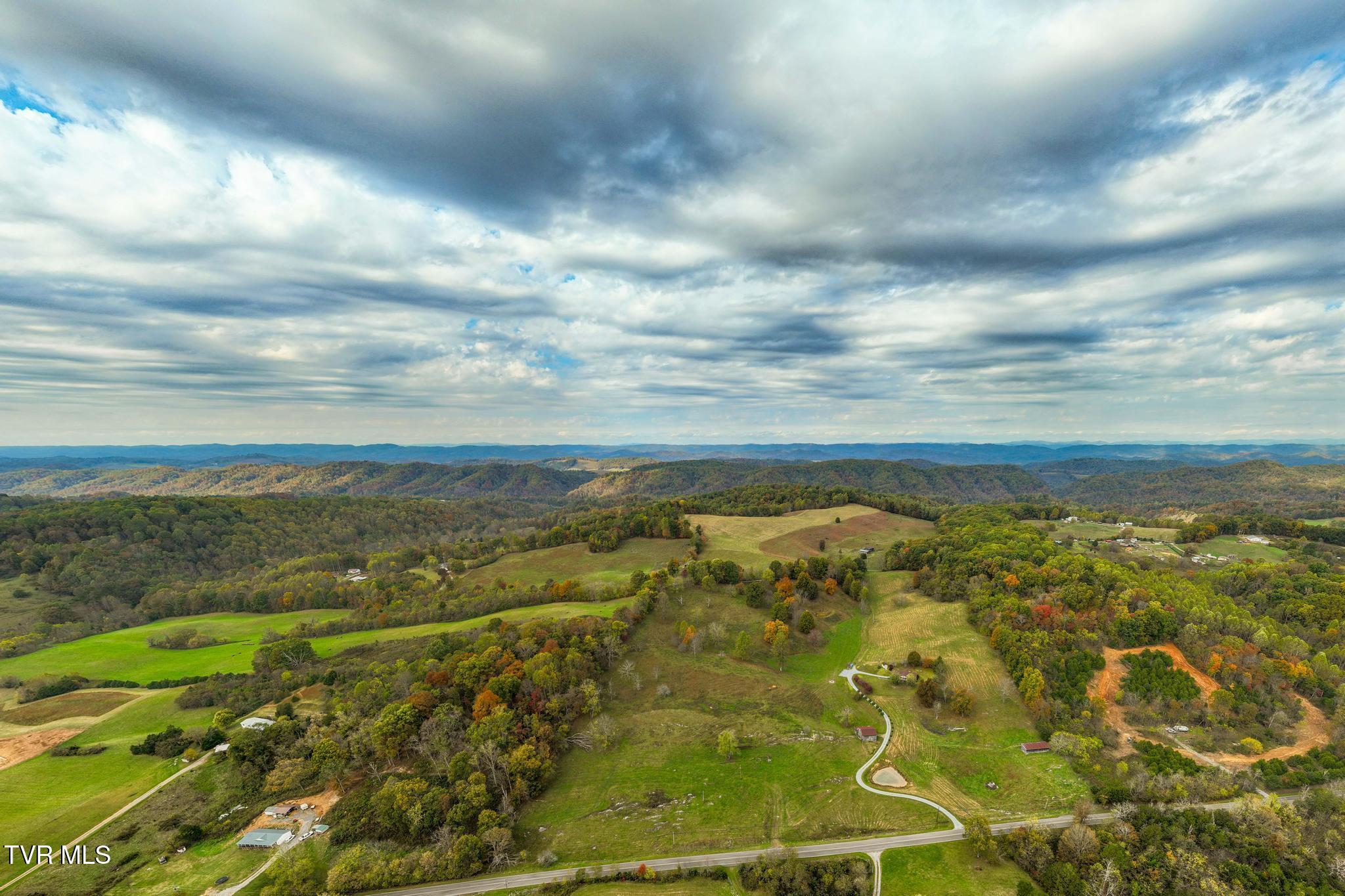 348 Clinch Valley Road Eidson, TN 37731 - Photo 29 of 120 348 Clinch Valley Rd (2 of 116)