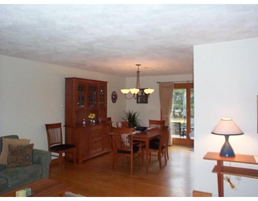 45 Dunster Road Bedford, MA 01730 - Photo 4 of 8 Gallery Image 4