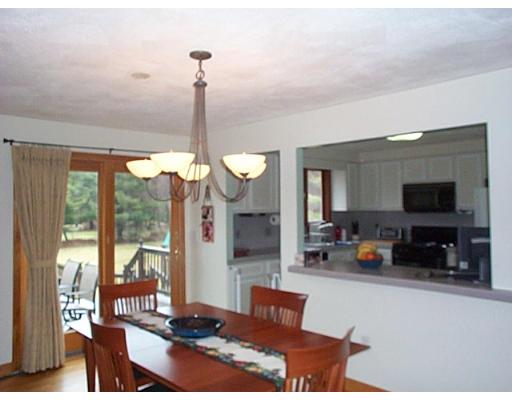 45 Dunster Road Bedford, MA 01730 - Photo 6 of 8 Gallery Image 6