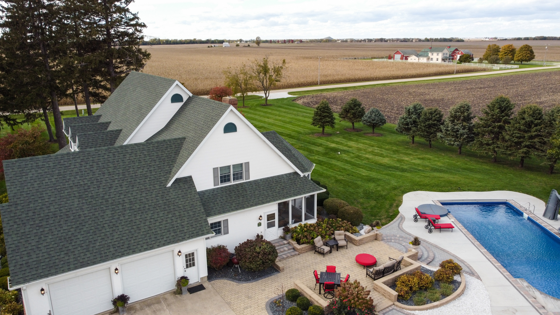 3142 East 1st Road Peru, IL 61354 - Photo 34 of 106