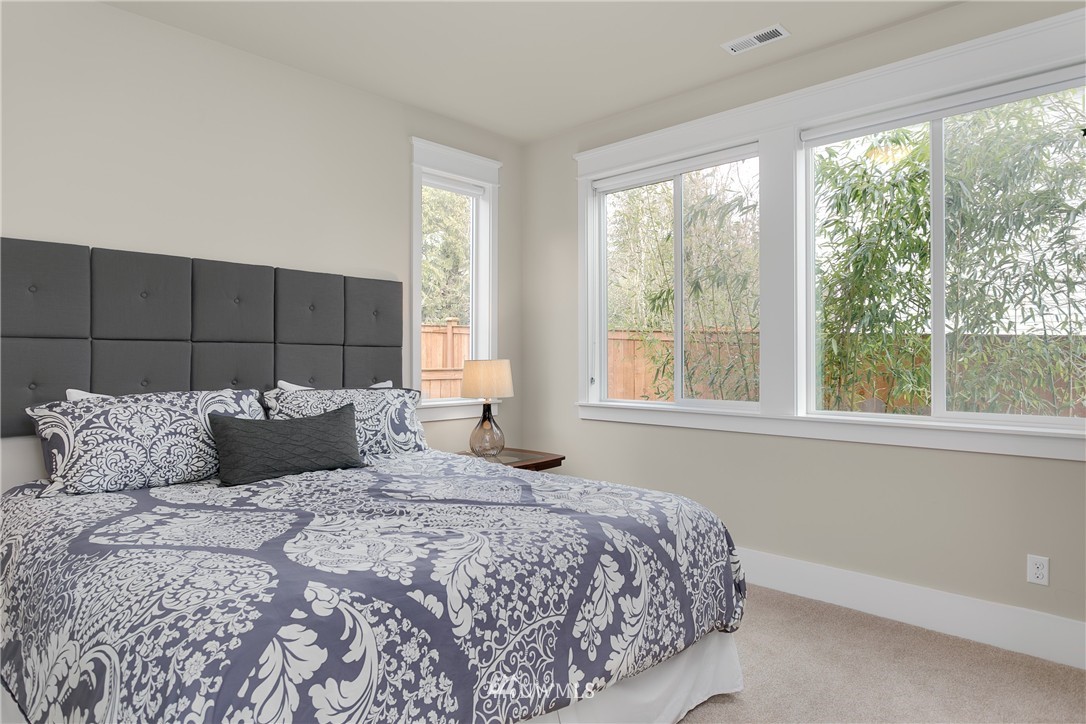 20105 6th Drive Southeast Bothell, WA 98012 - Photo 16 of 21