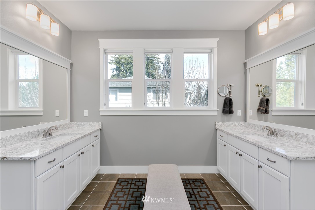 20105 6th Drive Southeast Bothell, WA 98012 - Photo 10 of 21
