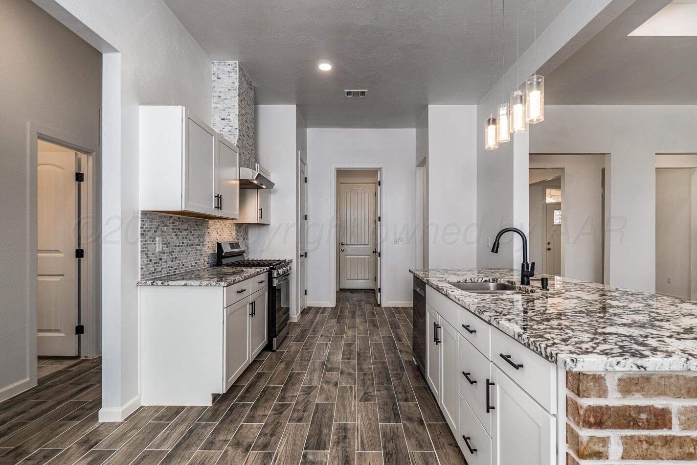 13633 Ariana Road Amarillo, TX 79124 - Photo 16 of 42 Kitchen
