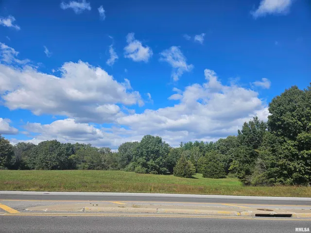 $325,000 | 0 Route 14 Highway, Benton, IL 62812