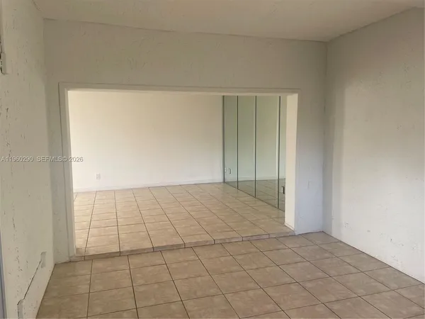 $2,870 | 2191 Bayberry Drive, Unit 2191, Pembroke Pines, FL 33024