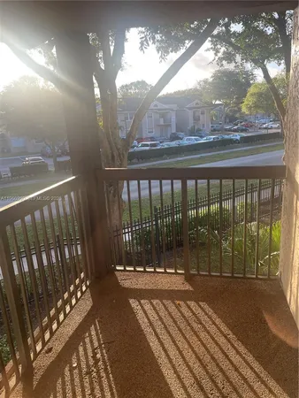 $2,870 | 2191 Bayberry Drive, Unit 2191, Pembroke Pines, FL 33024