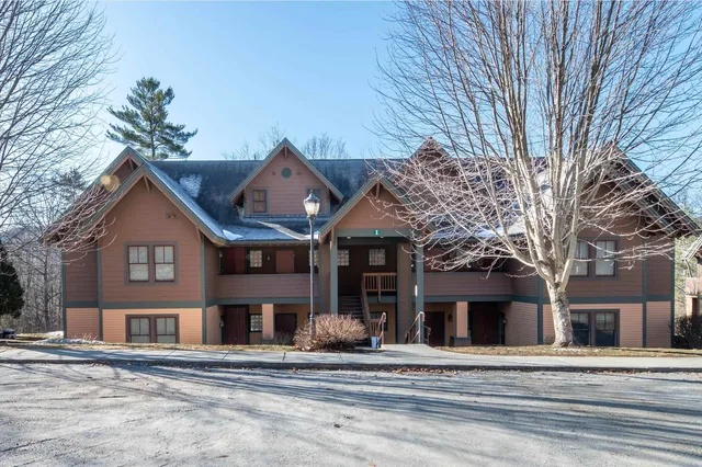 $529,000 | 74 Spaulding Road, Unit I4, Cavendish, VT 05153
