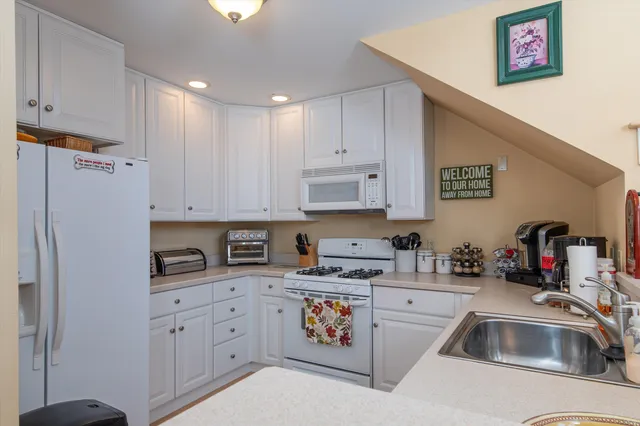 $529,000 | 74 Spaulding Road, Unit I4, Cavendish, VT 05153