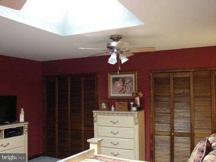 11813 Basile Road Philadelphia, PA 19154 - Photo 14 of 16 Bedroom - Main