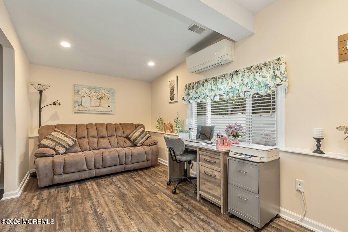 13 Roland Place Hazlet, NJ 07730 - Photo 10 of 36 Family Room