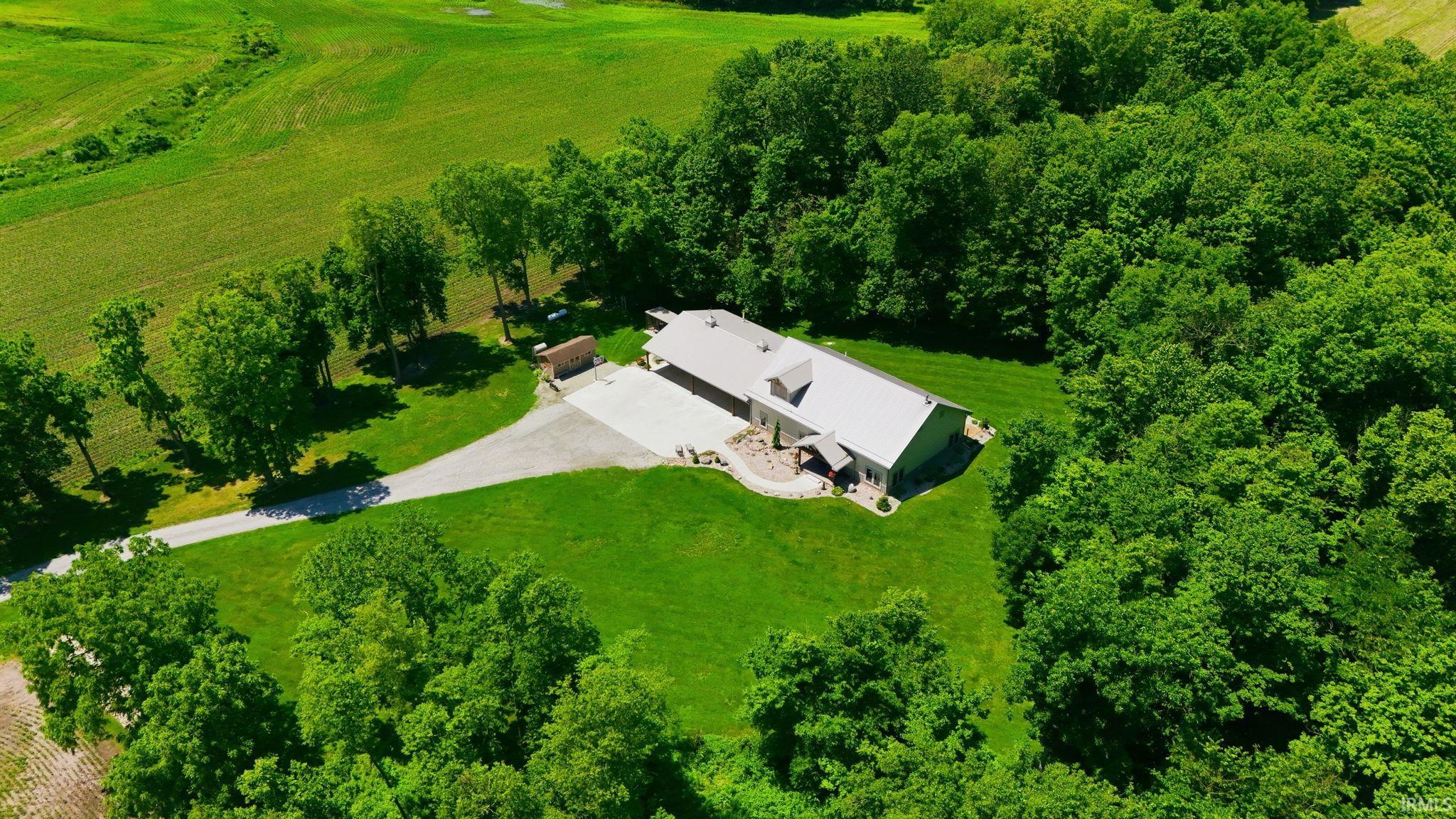 20737 Chestnut Road Tippecanoe, IN 46570 - Photo 4 of 43