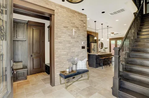 a view of entryway and hall