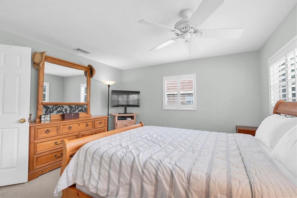 5857 Baker Road New Port Richey, FL 34653 - Photo 12 of 37