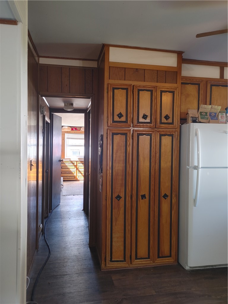 146 Niagara Way Manchester, NY 14504 - Photo 26 of 28 hall leading to primary bedroom, full bath, enclos