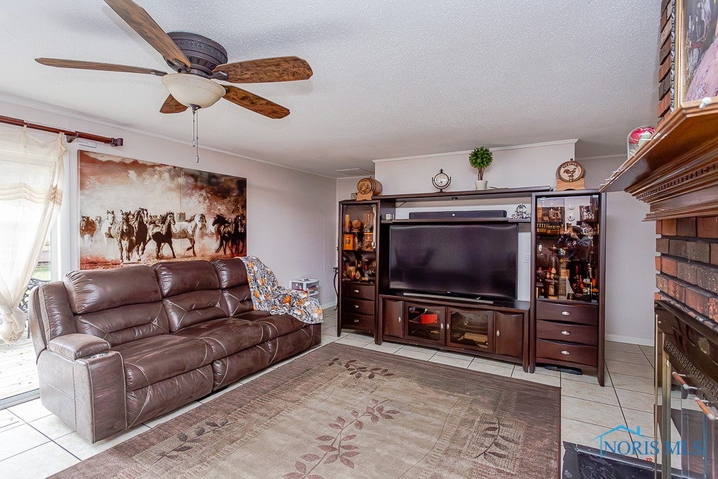 635 Jean Road Toledo, OH 43615 - Photo 21 of 47 Gallery Image 21