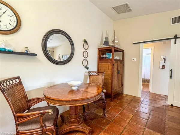 $2,100 | 1042 Oak Forest Drive, Naples, FL 34104