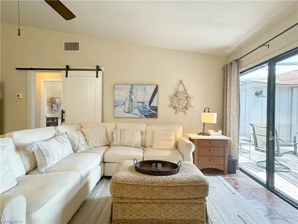 $2,100 | 1042 Oak Forest Drive, Naples, FL 34104