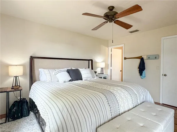 $2,100 | 1042 Oak Forest Drive, Naples, FL 34104