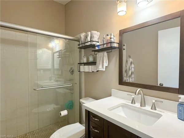 $2,100 | 1042 Oak Forest Drive, Naples, FL 34104