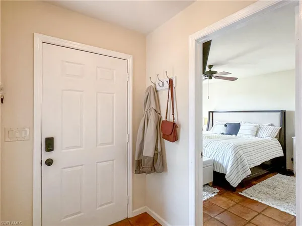 $2,100 | 1042 Oak Forest Drive, Naples, FL 34104