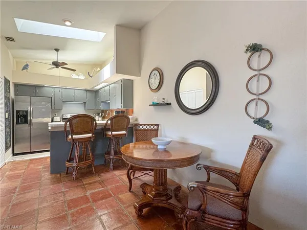 $2,100 | 1042 Oak Forest Drive, Naples, FL 34104