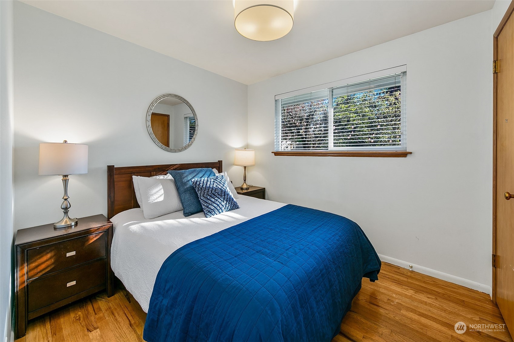 1041 Northeast 92nd Street Seattle, WA 98115 - Photo 14 of 27
