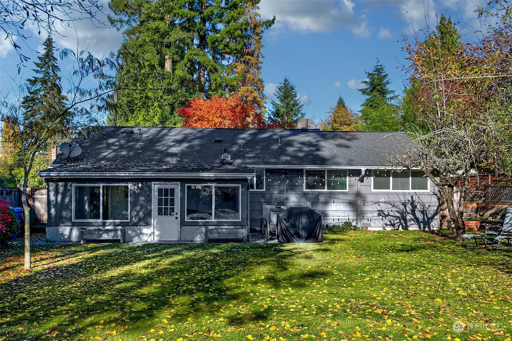 1041 Northeast 92nd Street Seattle, WA 98115 - Photo 20 of 27