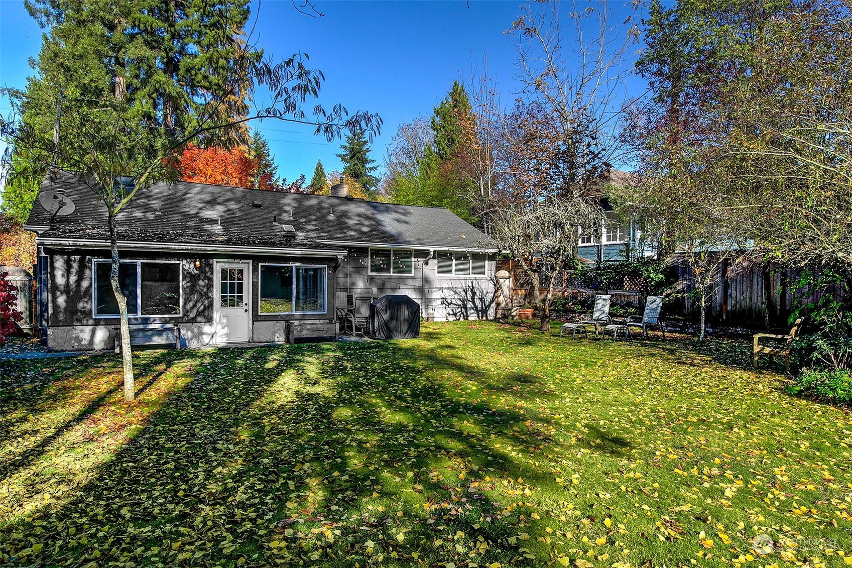 1041 Northeast 92nd Street Seattle, WA 98115 - Photo 21 of 27
