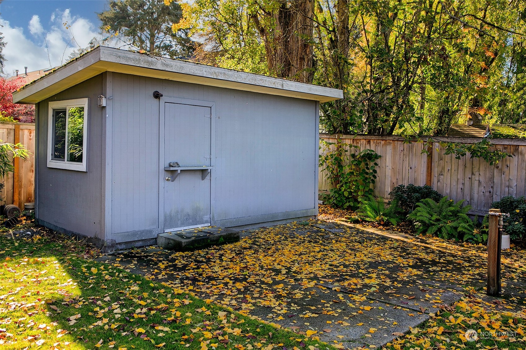 1041 Northeast 92nd Street Seattle, WA 98115 - Photo 24 of 27