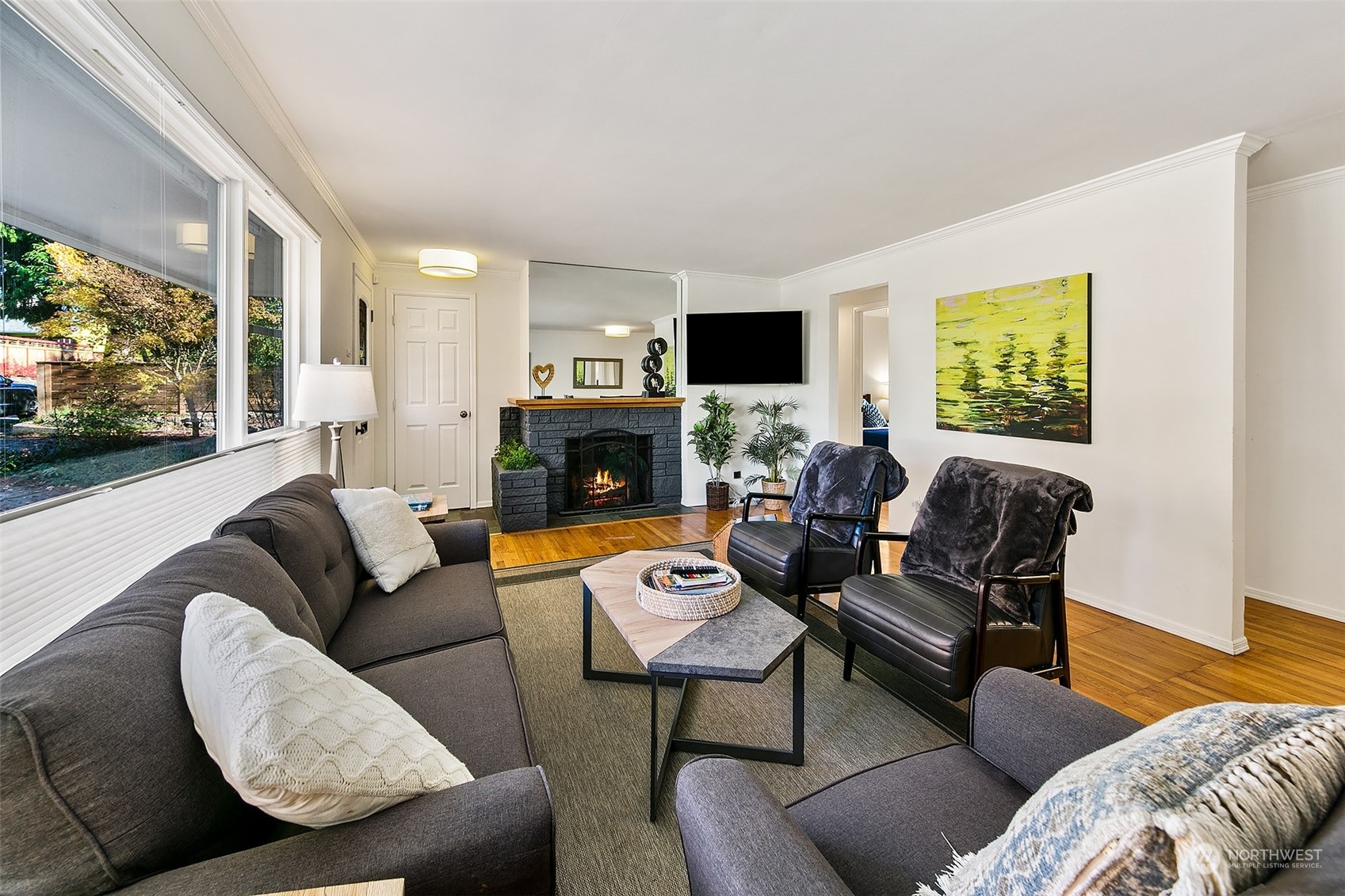 1041 Northeast 92nd Street Seattle, WA 98115 - Photo 6 of 27