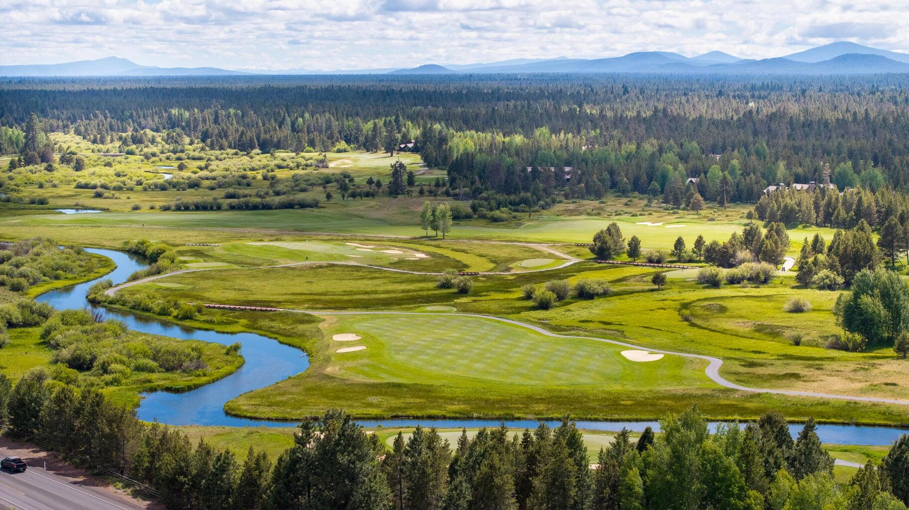 54681 Sunstone Loop, Unit 111 Bend, OR 97707 - Photo 11 of 16 Caldera Links 9-hole golf
