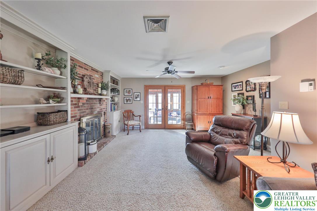 5753 Keith Lane Emmaus, PA 18049 - Photo 11 of 73 Gallery Image 11