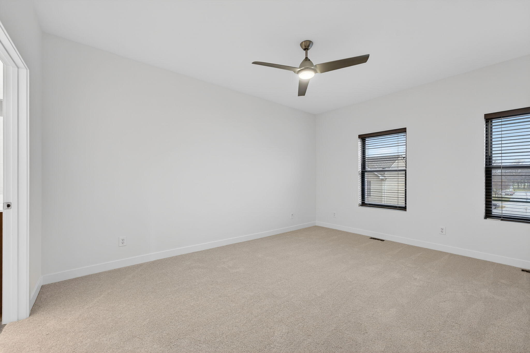 347 Sawgrass Drive Crown Point, IN 46307 - Photo 14 of 24 2048x1365