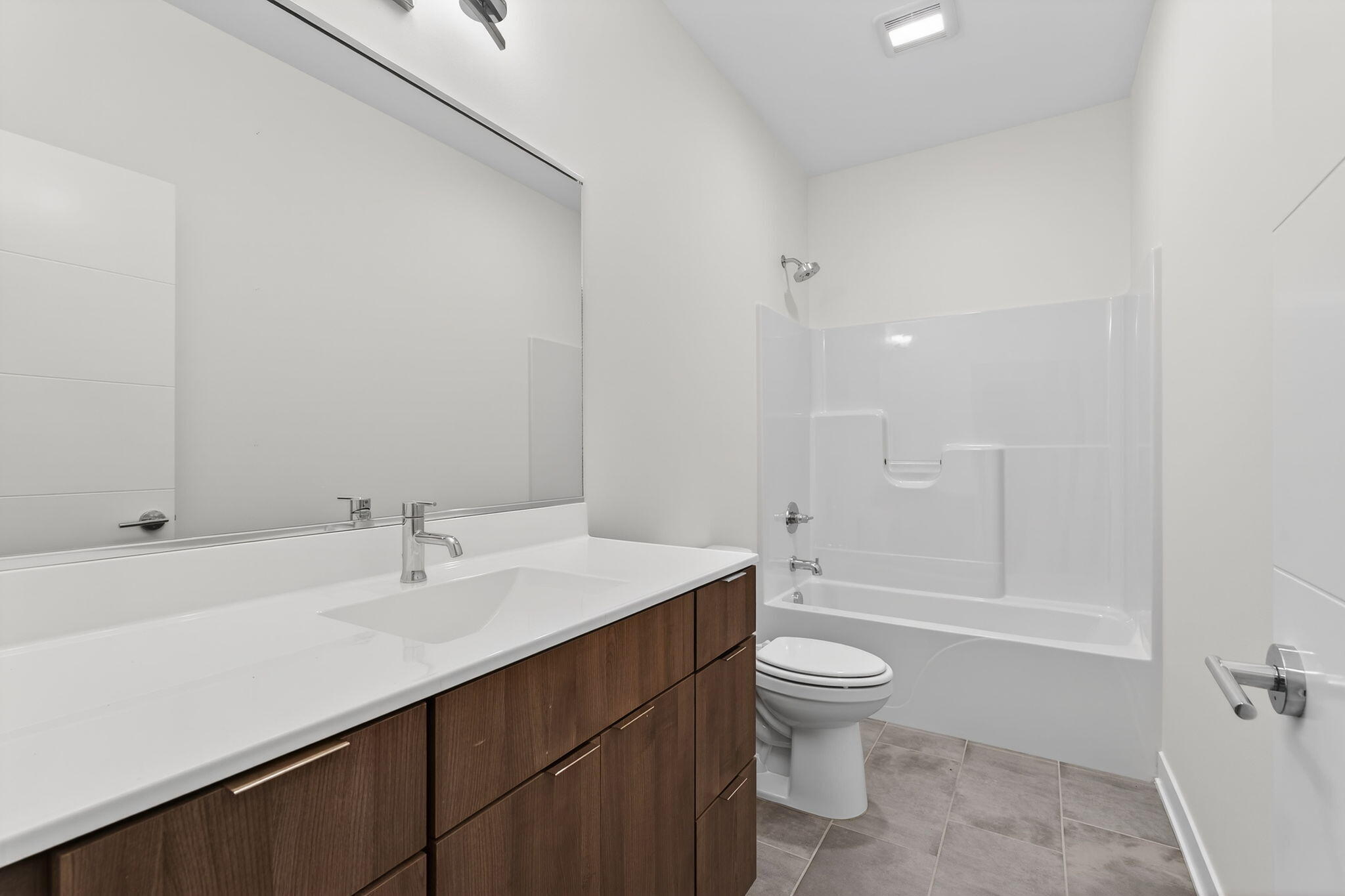 347 Sawgrass Drive Crown Point, IN 46307 - Photo 20 of 24 2048x1365