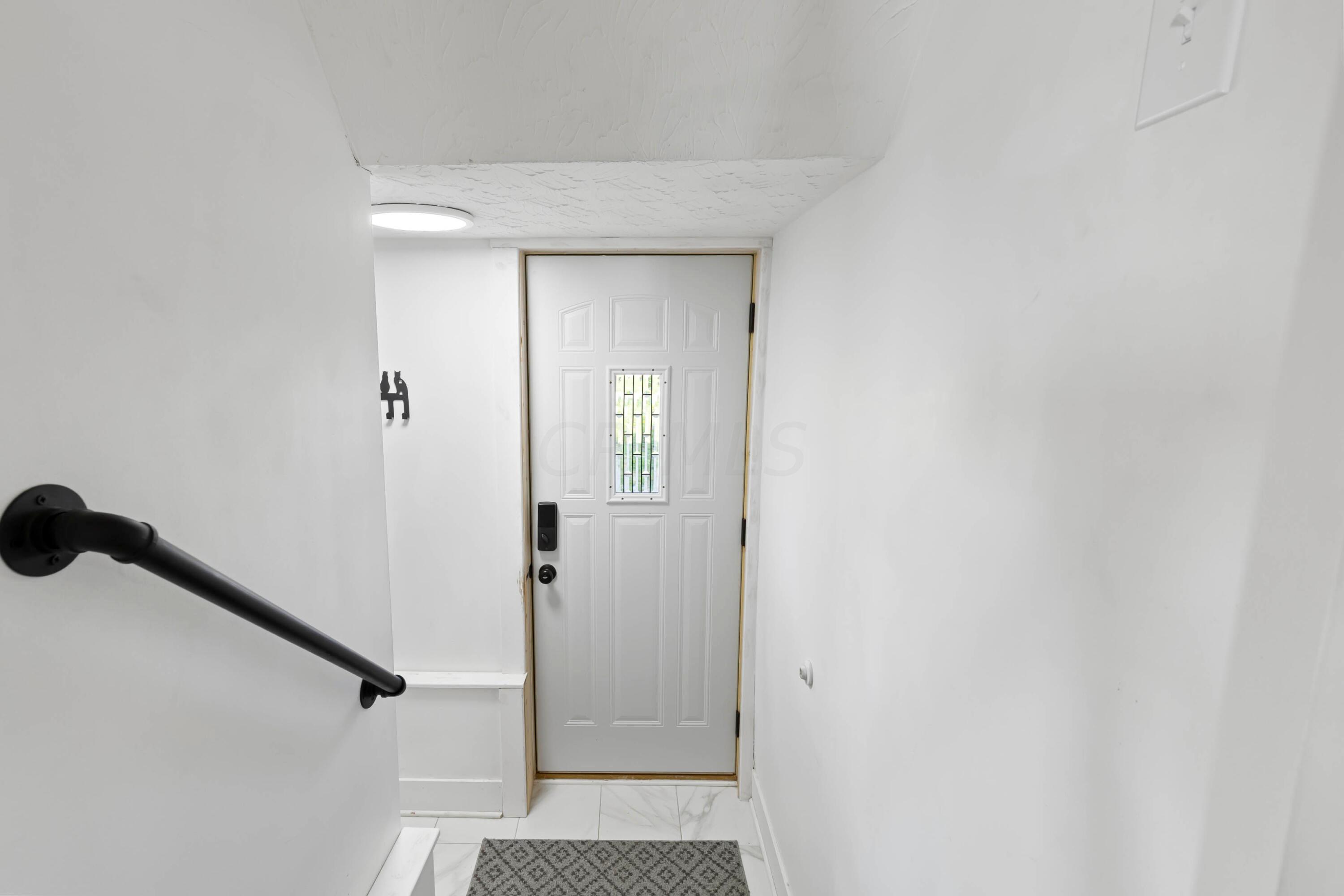 9822 Parsons Road Croton, OH 43013 - Photo 15 of 40 Side Entry