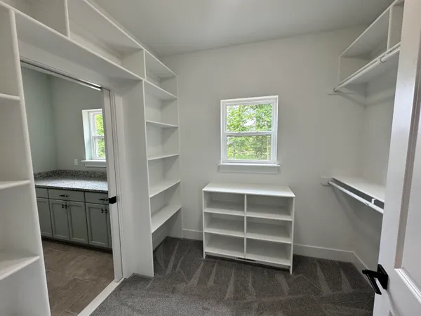 $700,000 | 9931 White Tail Drive, Saline, MI 48176