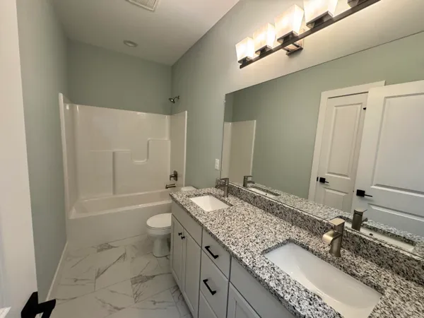 $700,000 | 9931 White Tail Drive, Saline, MI 48176