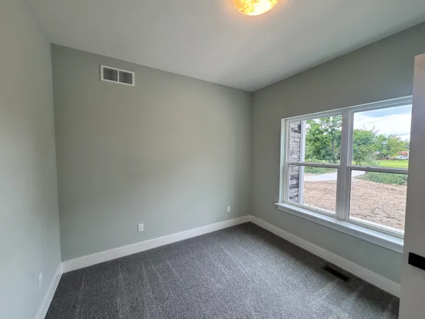 $700,000 | 9931 White Tail Drive, Saline, MI 48176