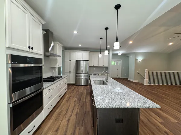 $700,000 | 9931 White Tail Drive, Saline, MI 48176