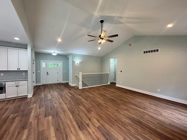 $700,000 | 9931 White Tail Drive, Saline, MI 48176