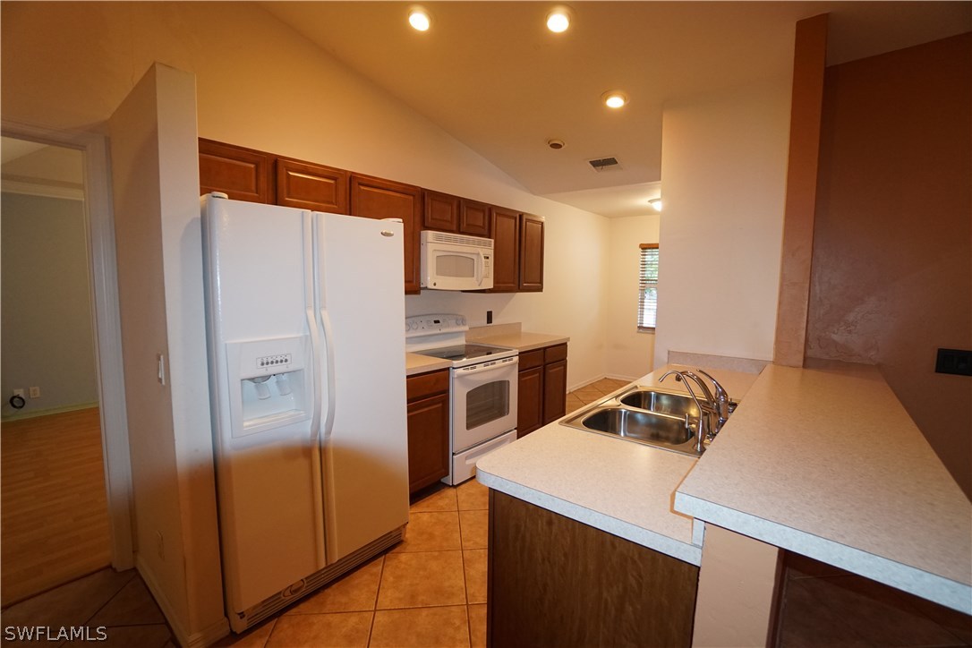 18269 Maple Road Fort Myers, FL 33967 - Photo 6 of 13 Gallery Image 6
