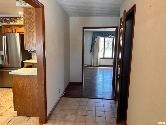 $299,000 | 555 Westwood Boulevard, Canton, IL 61520