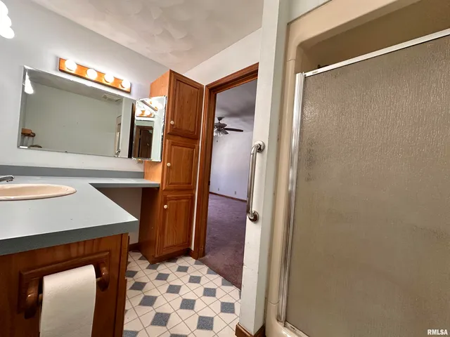 $299,000 | 555 Westwood Boulevard, Canton, IL 61520