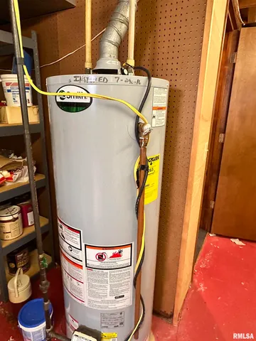 $299,000 | 555 Westwood Boulevard, Canton, IL 61520