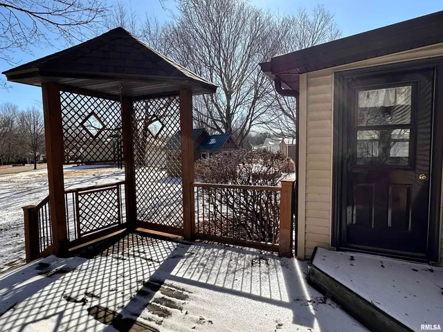 $299,000 | 555 Westwood Boulevard, Canton, IL 61520