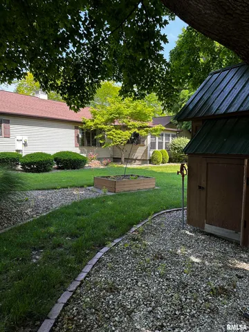 $299,000 | 555 Westwood Boulevard, Canton, IL 61520