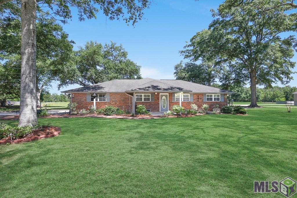 10215 Arnold Road Denham Springs, LA 70726 - Photo 3 of 29 Gallery Image 3